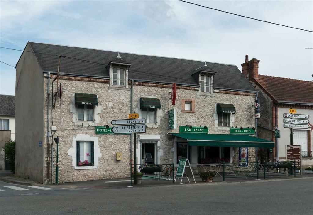 Hotel Du Cygne De La Croix Blanche Lailly-en-Val Bagian luar foto